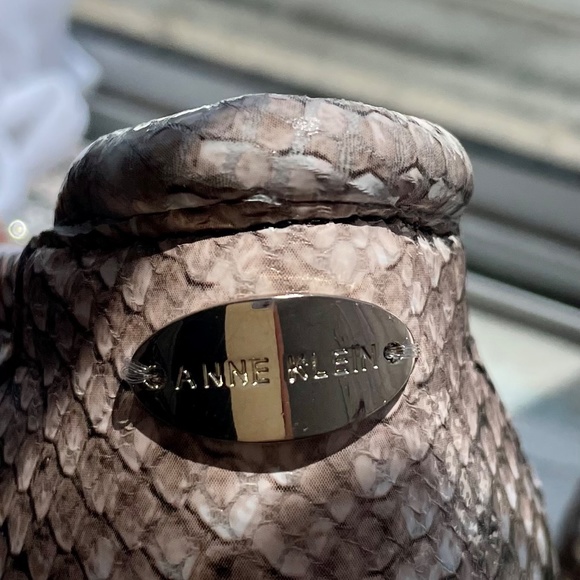 Anne Klein Driving Loafers - Picture 2 of 3